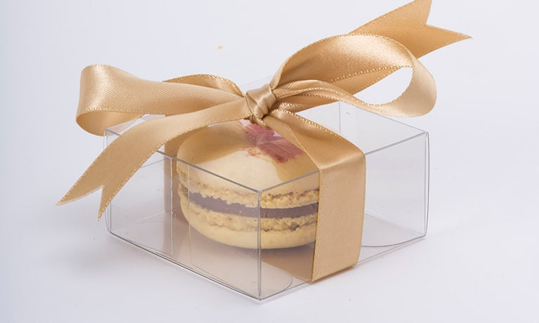 Treat Your Guests: Wedding Favour Macarons